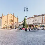 Il Balcone Del Palio Centro Tatil Evi Asti