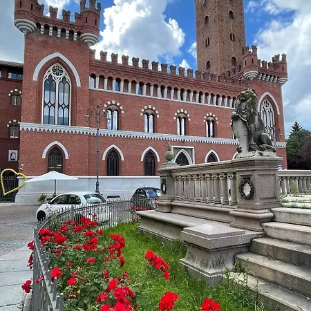 Il Balcone Del Palio Centro 아스티